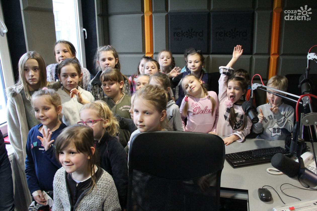 Dzieci odwiedziły Radio Rekord