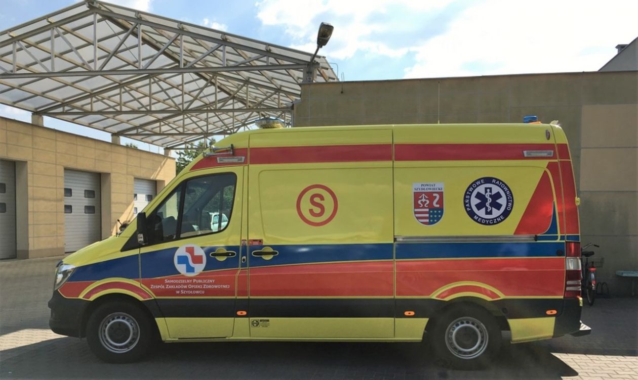 Szydłowiec. SPZZ Opieki Zdrowotnej otrzymał nowy ambulans 