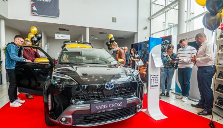 Nowa Toyota Yaris Cross w salonie Toyota Romanowski (zdjęcia)