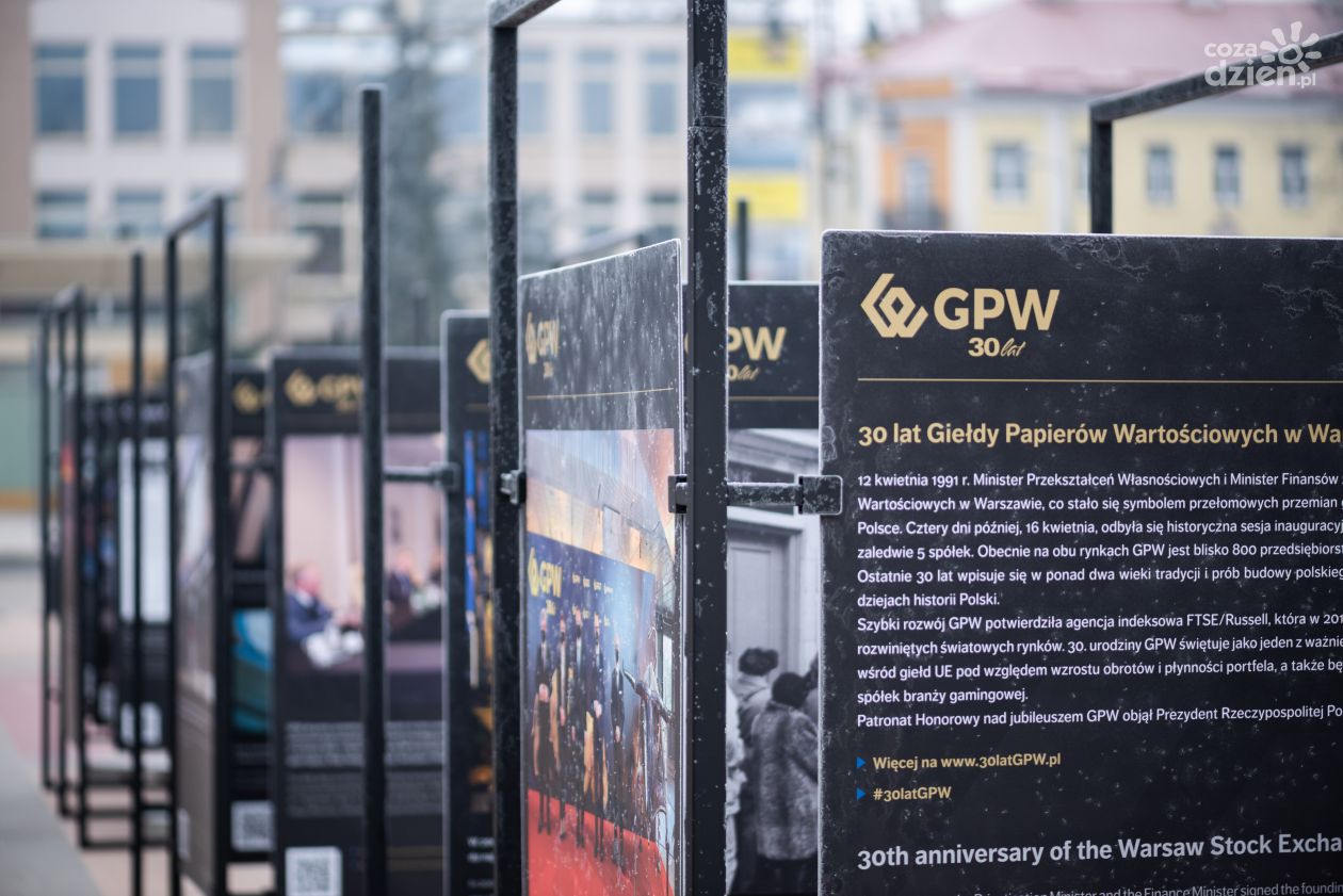 Wystawa przygotowana z okazji jubileuszu 30-lecia GPW (zdjęcia)