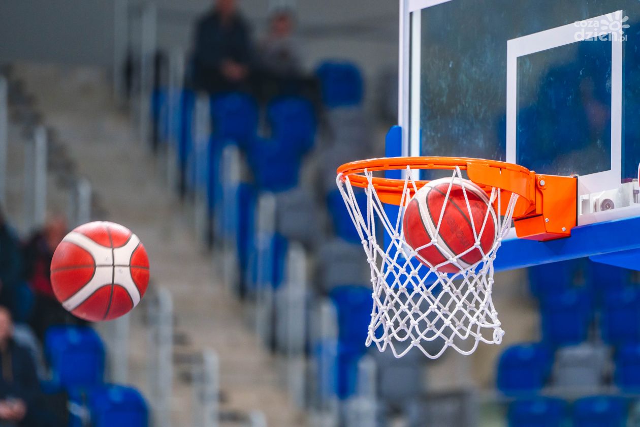 Ostatnia kolejka Energa Basket Ligi zadecyduje o utrzymaniu: HydroTrucku Radom, bądź GTK