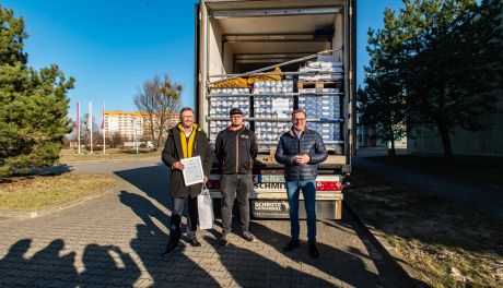Tony żywności z Magdeburga dla uchodźców