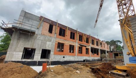 Trwa budowa drugiego pawilonu szpitala w Pionkach