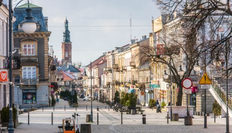 Ponad 38 mln zł trafi do radomskiego samorządu