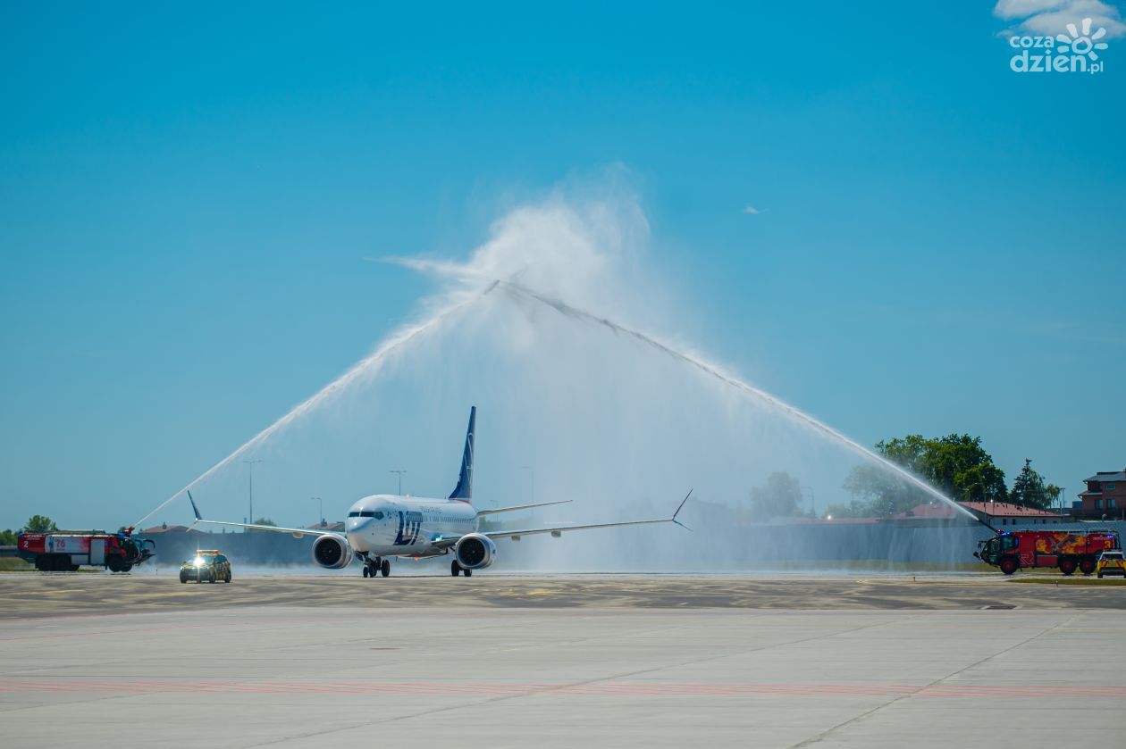 Inauguracja połączenia czarterowego między lotniskiem Warszawa-Radom a Antalya w Turcji (zdjęcia)