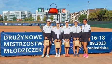 Brązowy medal młodziczek AT Masters Radom w Drużynowych Mistrzostwach Polski
