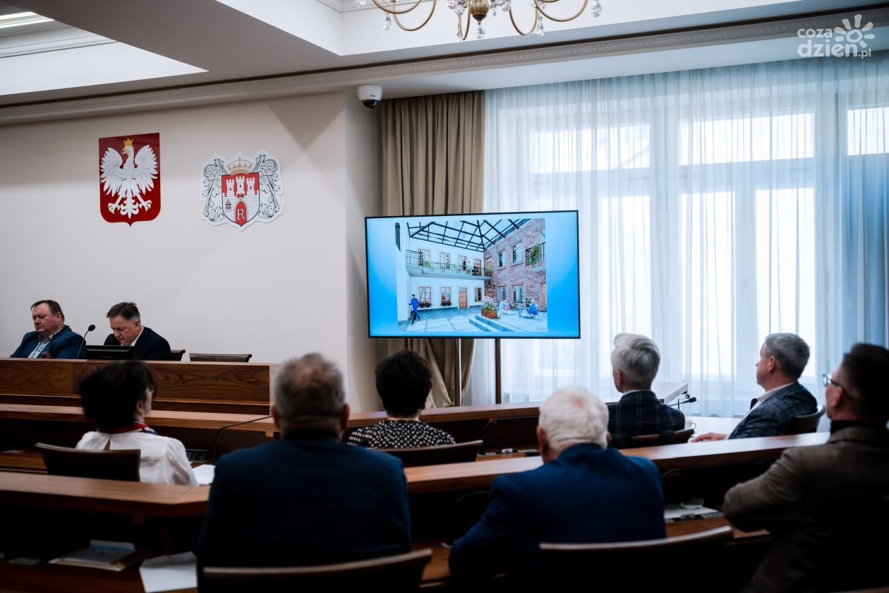 CXIII Nadzwyczajna sesja Rady Miejskiej w Radomiu (zdjęcia)