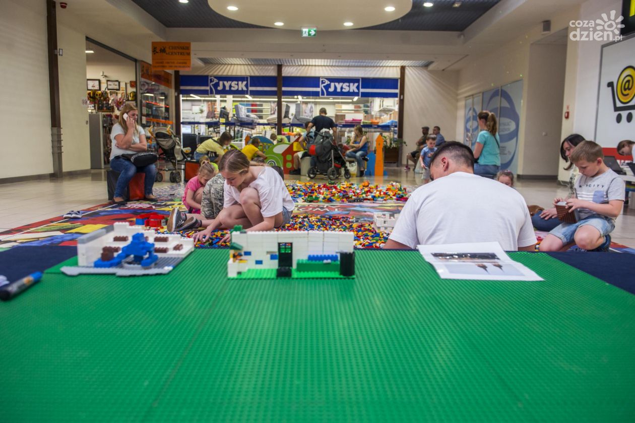 Twórcze budowanie z Lego na Dzień Mamy w galerii Gama